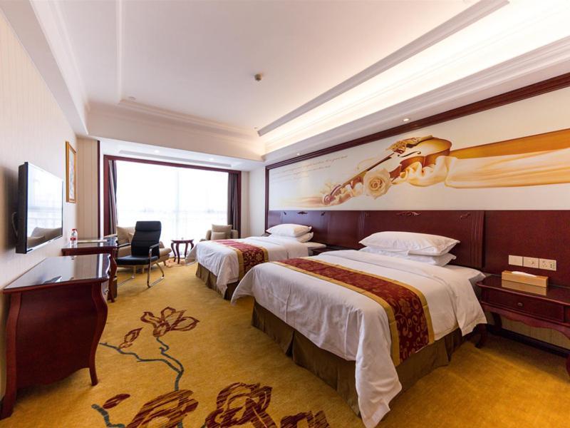 Vienna Hotel Songjiang Wanda Guangfulin Road Exterior photo